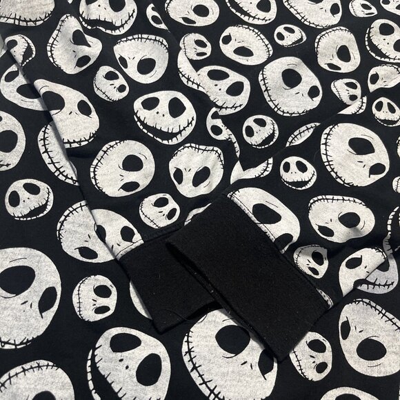 THE NIGHTMARE BEFORE CHRISTMAS Authentic Disney All-Over-Print Sweatshirt Large - Picture 2 of 9